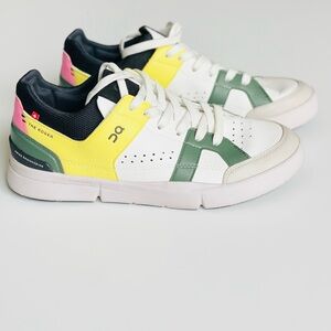 On Running Women’s 7.5 Roger the Clubhouse limited release colorblock sneakers